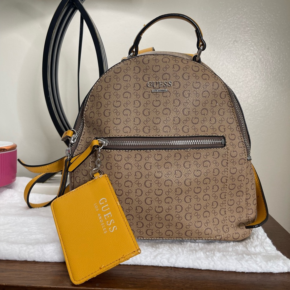 Guess Mini Backpack - image 5